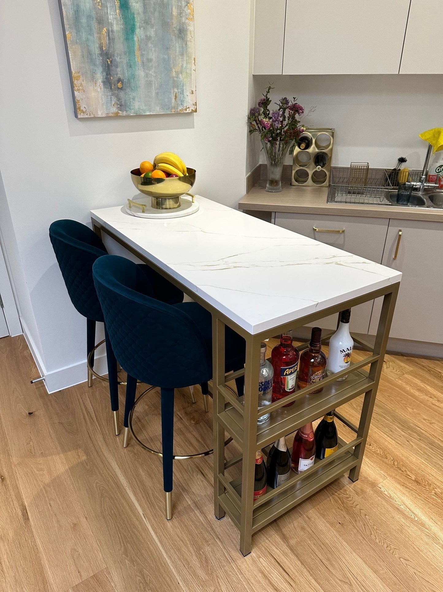 Storage Unit Breakfast Bar