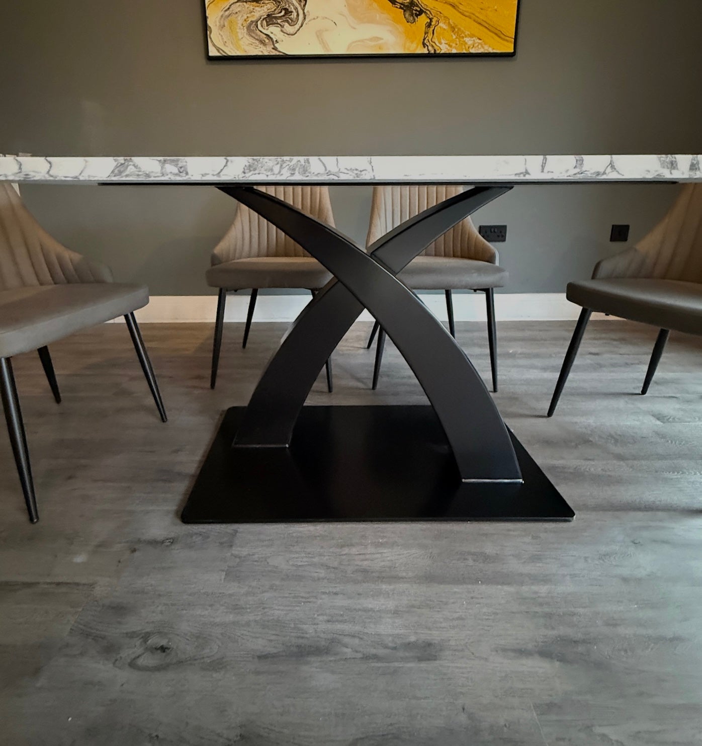 Rothbury Dining Table