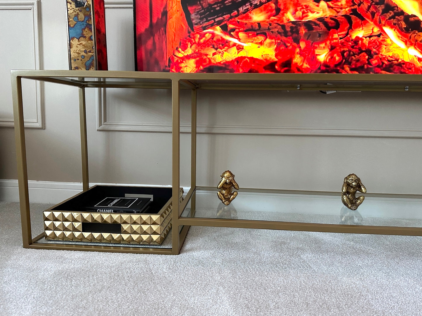 Glass Media unit